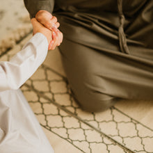 Load image into Gallery viewer, Khamsa ماكس | حصيرة الصلاة للبالغين