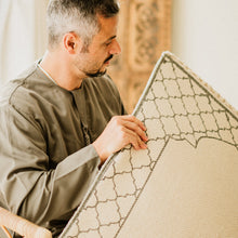 Load image into Gallery viewer, Khamsa Max "Plus" | حصيرة الصلاة للبالغين مع رغوة إضافية للراحة