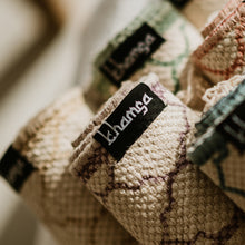 Load image into Gallery viewer, Khamsa ماكس | حصيرة الصلاة للبالغين