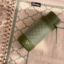 Load image into Gallery viewer, Khamsa Bismillah Water Bottle | Green - Akhdar

